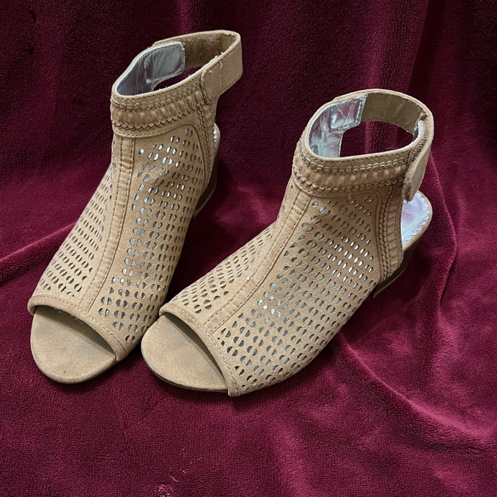 Justice dress shoes